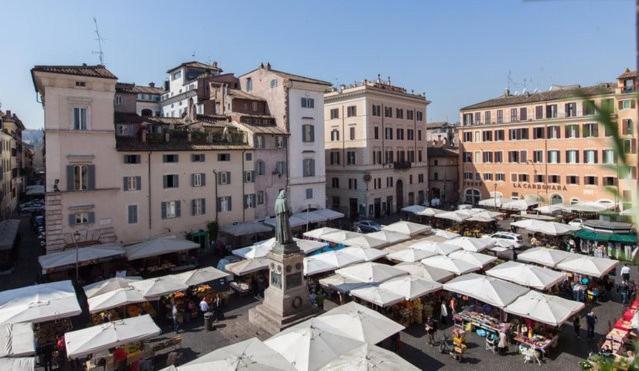 Апартаменти Campo Dei Fiori Deluxe With View Рим Екстер'єр фото